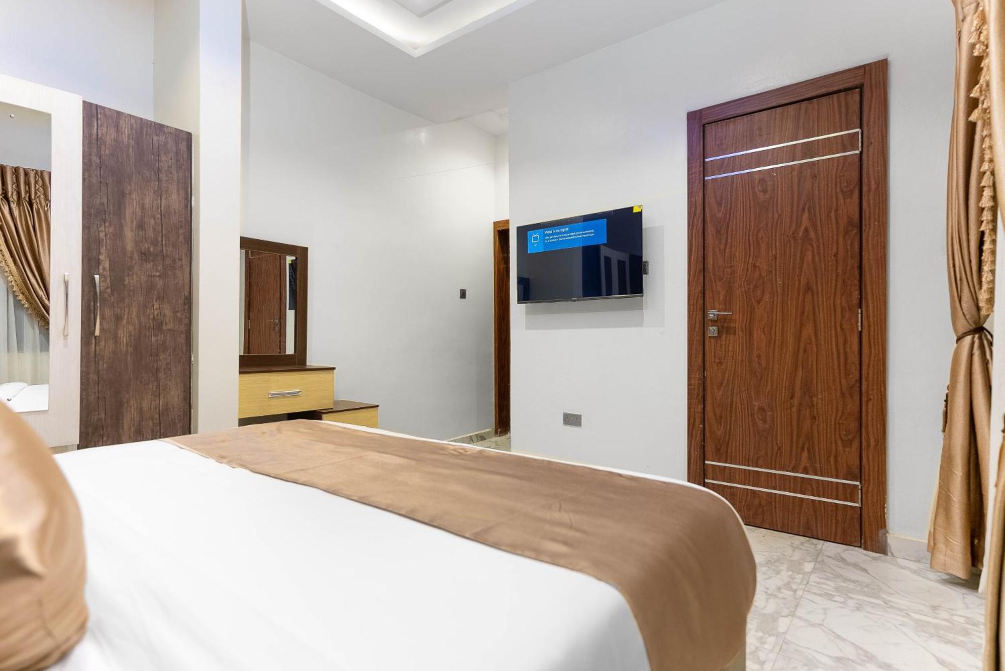 God'S Touch Apartments Remi Fani Kayode Gra. Ikeja Luaran gambar