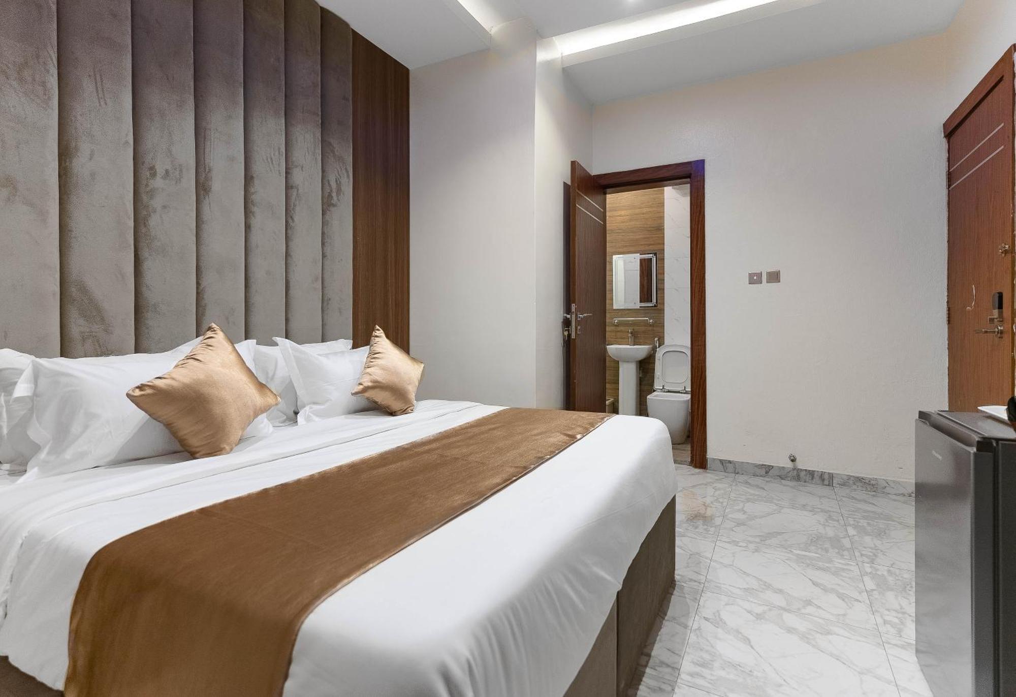God'S Touch Apartments Remi Fani Kayode Gra. Ikeja Luaran gambar
